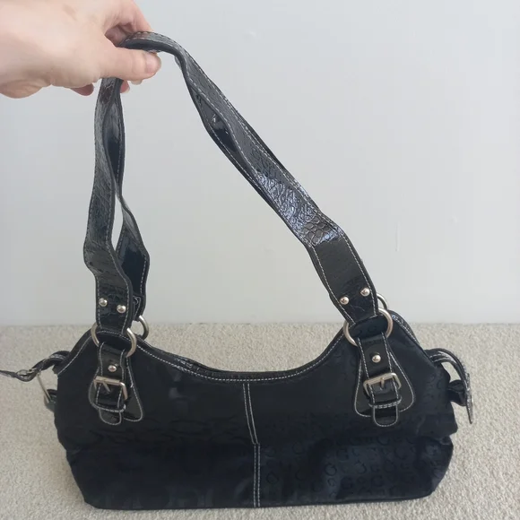 D-fusion Black Faux Leather Medium Size Women's HandBag - Picture 8 of 11